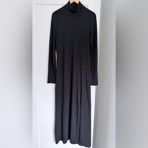 Wilfred Elegant Black Long Sleeve Dress